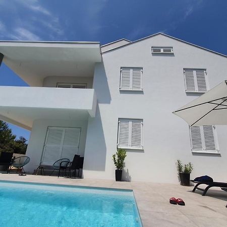 Apartament Haus Dalmatia With Heated Pool Bibinje Zewnętrze zdjęcie