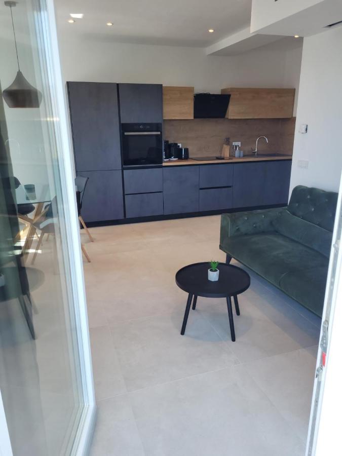 Apartament Haus Dalmatia With Heated Pool Bibinje Zewnętrze zdjęcie