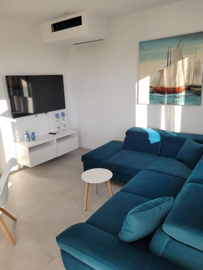 Apartament Haus Dalmatia With Heated Pool Bibinje Zewnętrze zdjęcie