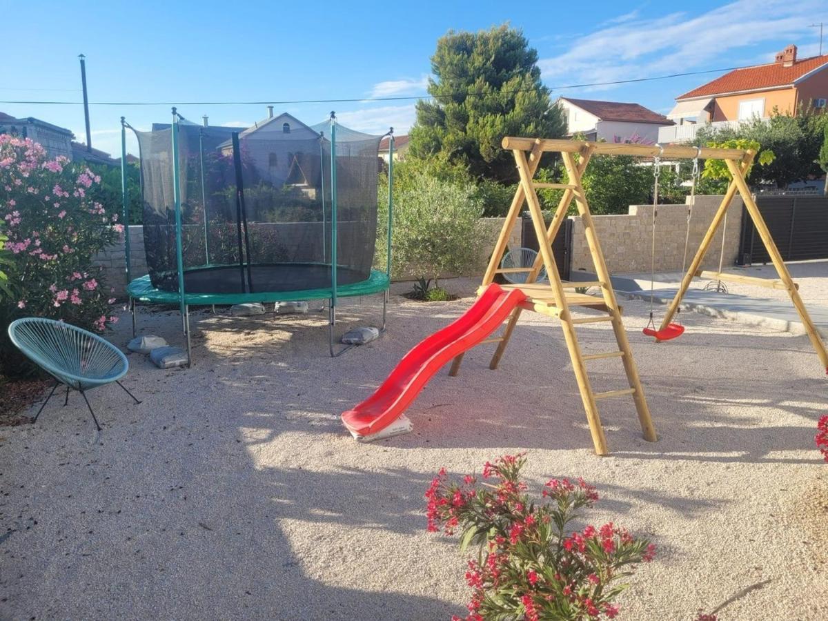 Apartament Haus Dalmatia With Heated Pool Bibinje Zewnętrze zdjęcie