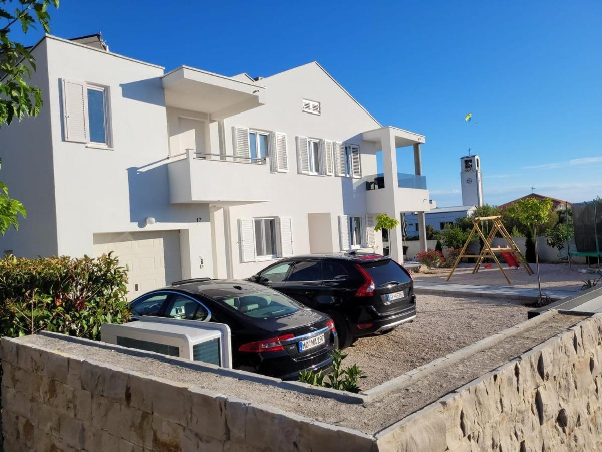 Apartament Haus Dalmatia With Heated Pool Bibinje Zewnętrze zdjęcie