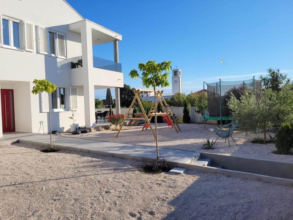 Apartament Haus Dalmatia With Heated Pool Bibinje Zewnętrze zdjęcie