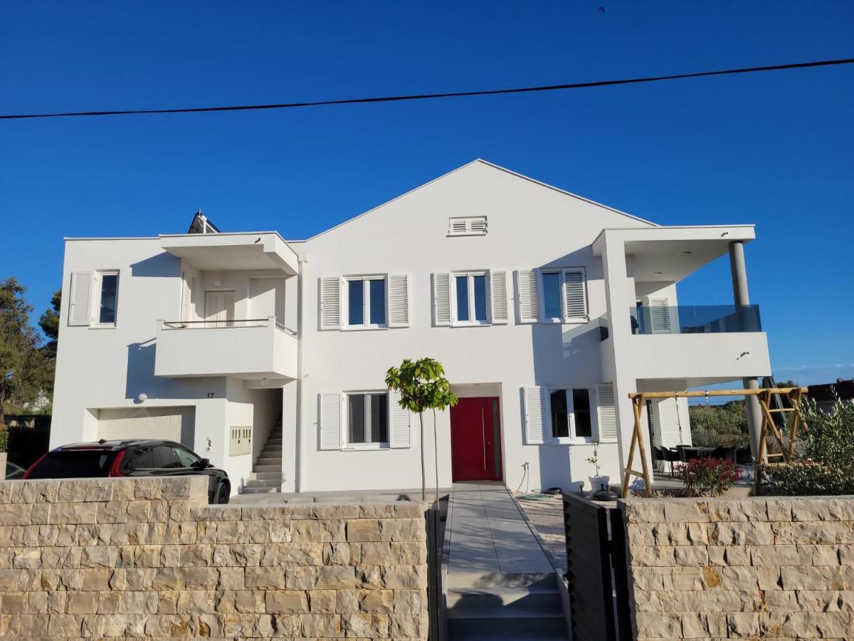 Apartament Haus Dalmatia With Heated Pool Bibinje Zewnętrze zdjęcie