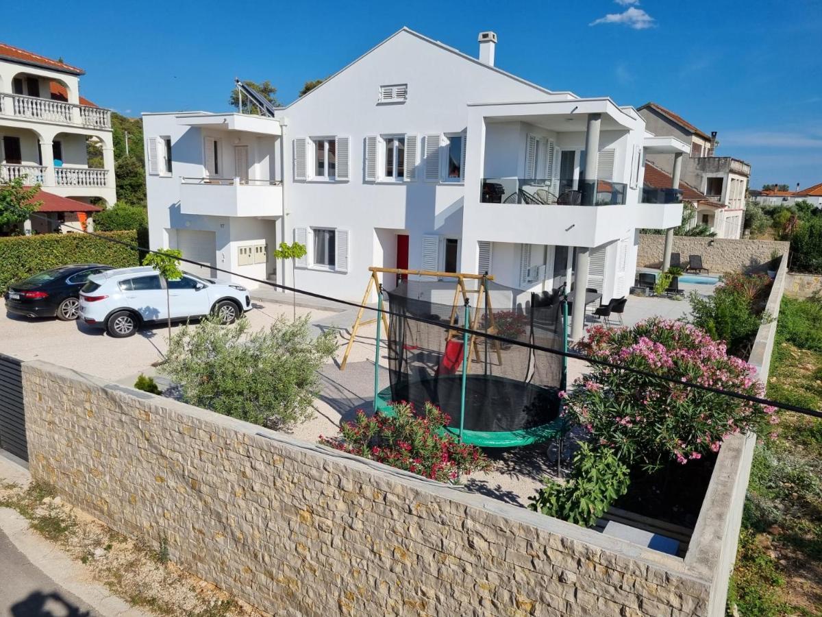 Apartament Haus Dalmatia With Heated Pool Bibinje Zewnętrze zdjęcie