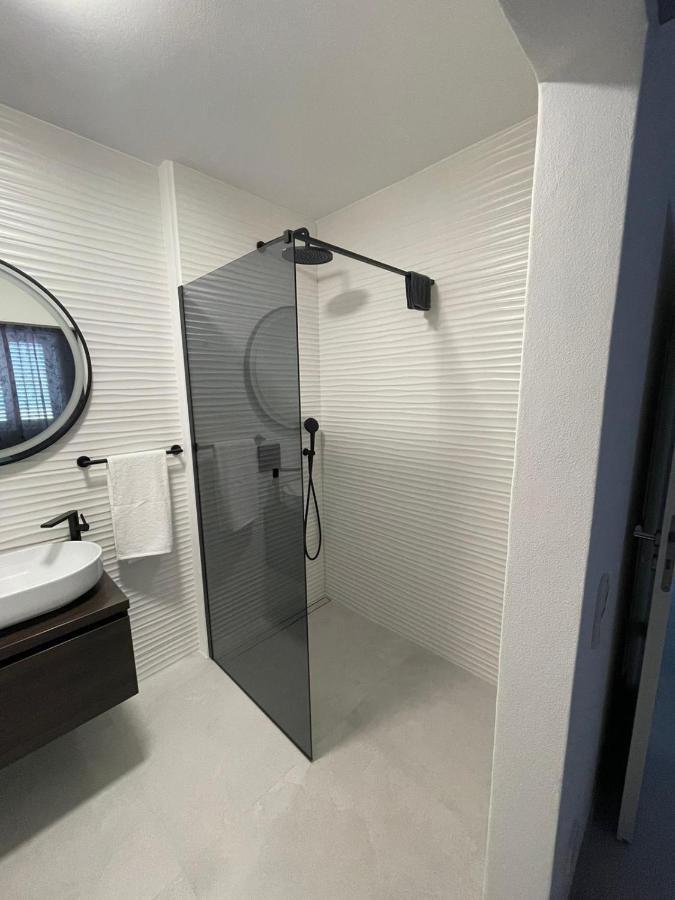 Apartament Haus Dalmatia With Heated Pool Bibinje Zewnętrze zdjęcie