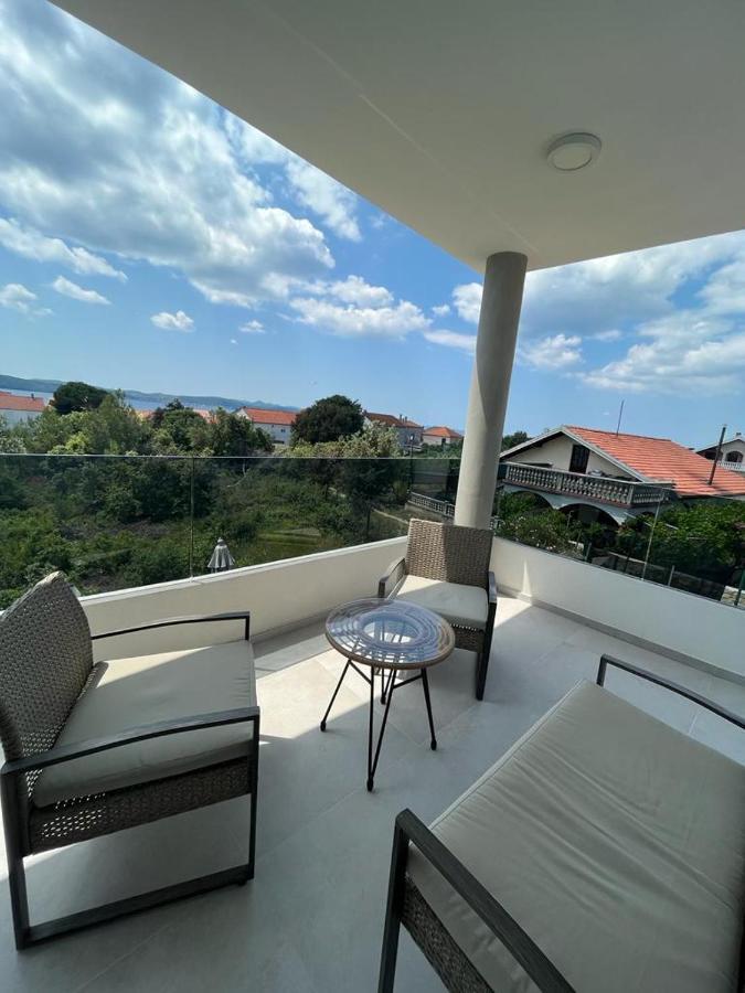 Apartament Haus Dalmatia With Heated Pool Bibinje Zewnętrze zdjęcie