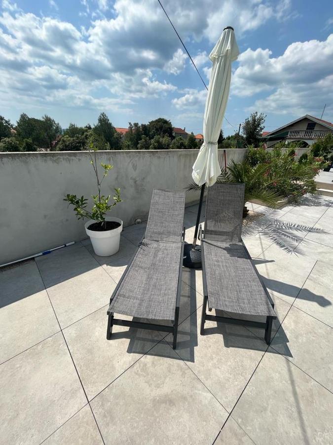 Apartament Haus Dalmatia With Heated Pool Bibinje Zewnętrze zdjęcie